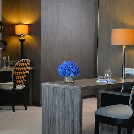 Hotel Airotel Alexandros 4*